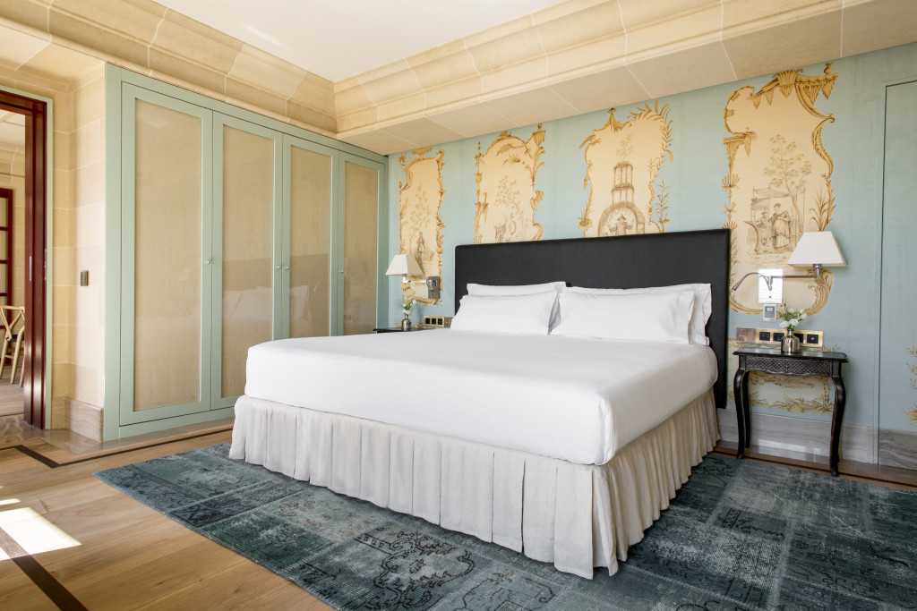 majestic-royal-penthouse-room-paseo-de-gracia