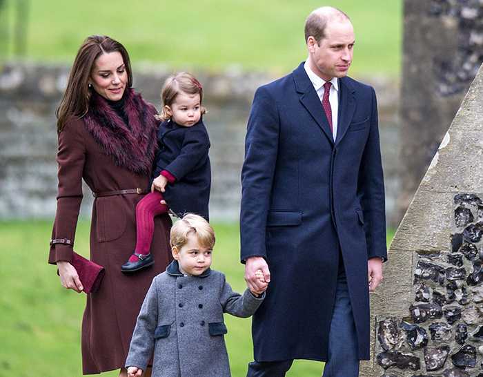 3b9ff30600000578-4064832-the_duke_and_duchess_of_cambridge_have_stepped_out_with_their_ch-a-47_1482663667990