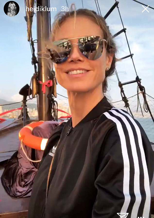 4AD1E2EA00000578-5578409-Ship_ahoy_The_German_supermodel_was_also_seen_enjoying_on_a_boat-m-12_1522856950512