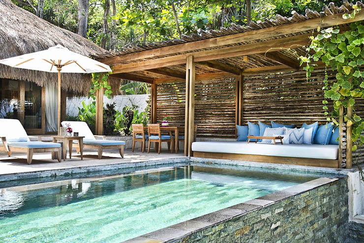 4F12803600000578-6057027-Luxury_There_are_27_villas_within_the_resort_with_most_featuring-a-5_1534229615716