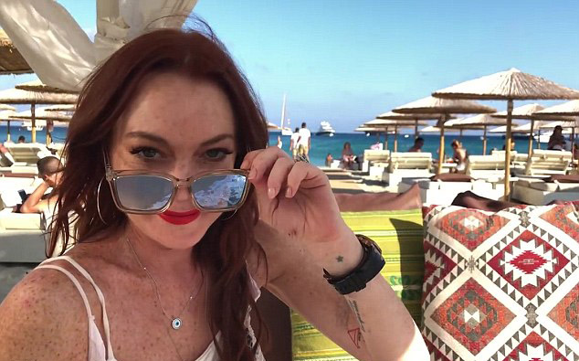 4EB2748000000578-6007935-Get_real_The_first_teaser_for_Lindsay_Lohan_s_upcoming_MTV_reali-m-79_1532972642463