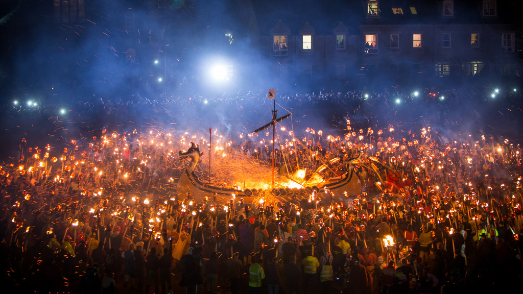 up-helly-aa-david-gifford-15