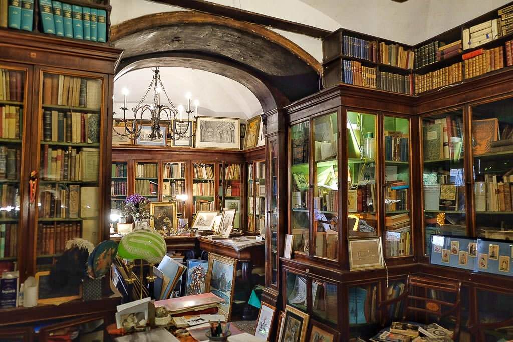 Antica Libreria Cascianelli, Рим